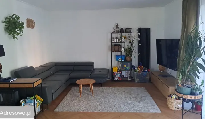 dom wolnostojący, 6 pokoi Marki, ul. Sadowa