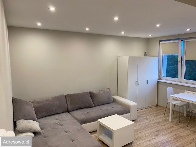 Mieszkanie 1-pokojowe Gliwice Trynek, ul. Cichociemnych. Zdjęcie 1