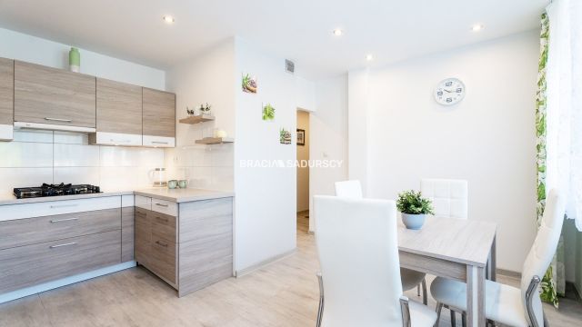 Mieszkanie 3-pokojowe Kraków Mistrzejowice, os. Piastów. Zdjęcie 31