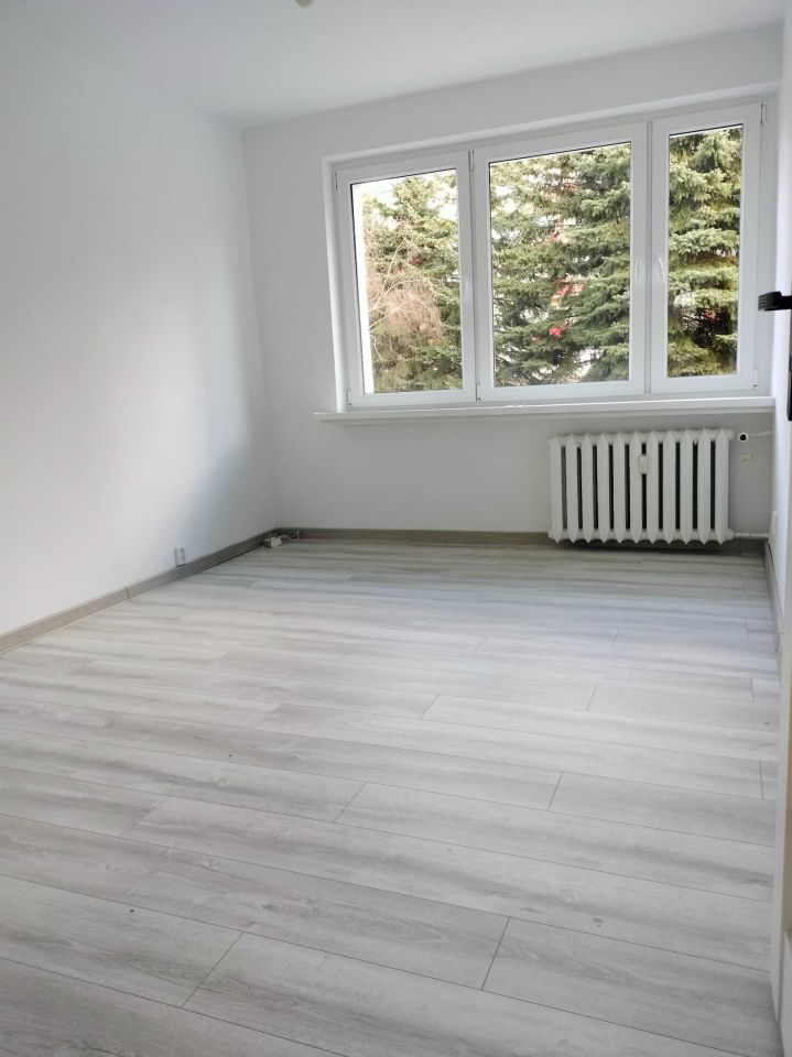 Mieszkanie 3-pokojowe Poznań, os. Przyjaźni. Zdjęcie 1