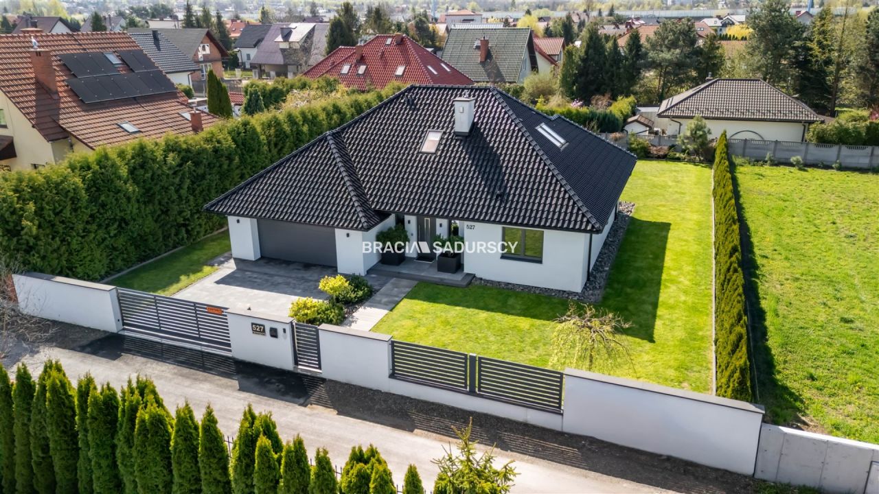 dom wolnostojący, 5 pokoi Kokotów. Zdjęcie 2