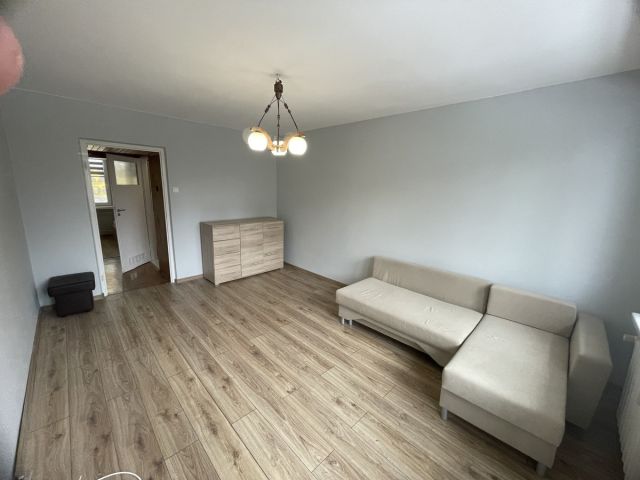 Mieszkanie 2-pokojowe Łódź Bałuty, ul. Jana Kochanowskiego. Zdjęcie 1