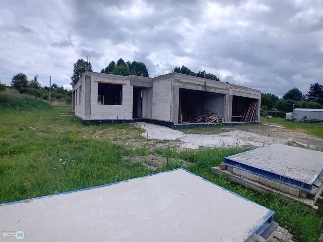 bliźniak, 8 pokoi Miedziana Góra. Zdjęcie 6