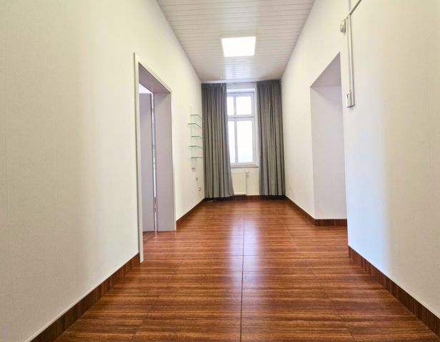 Biuro Rzeszów, ul. Stanisława Jabłońskiego. Zdjęcie 5