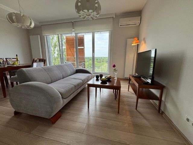 Mieszkanie 3-pokojowe Katowice Dolina Trzech Stawów, ul. Francuska. Zdjęcie 2