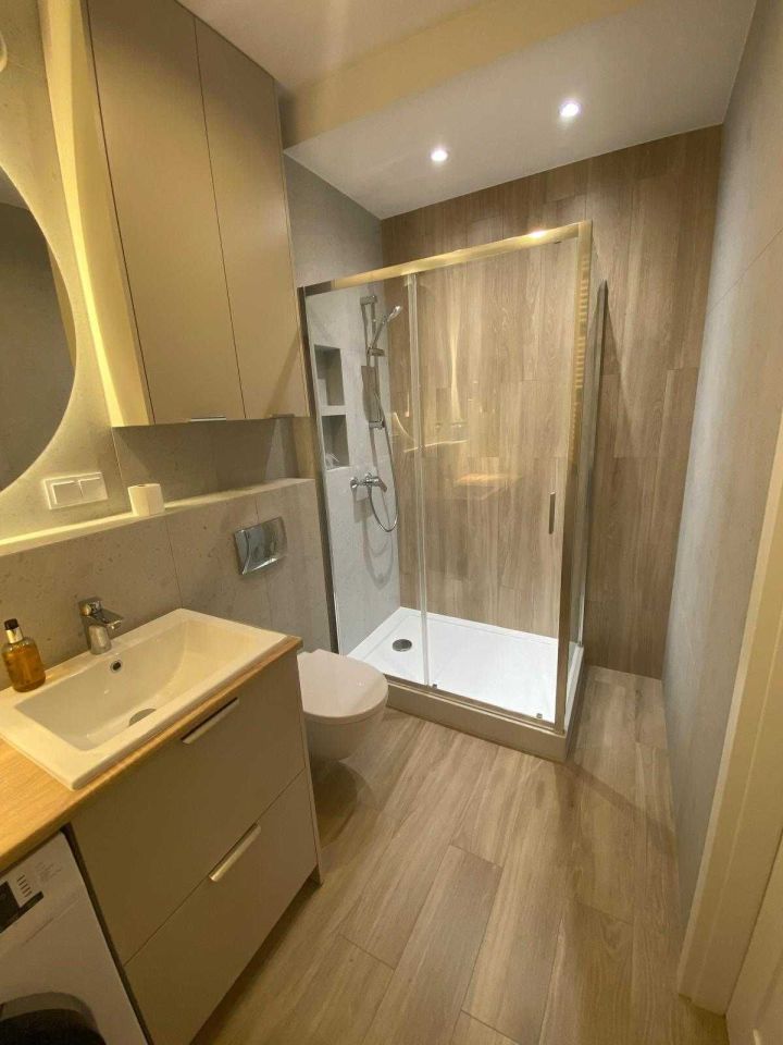 Mieszkanie 2-pokojowe Zamienie. Zdjęcie 2