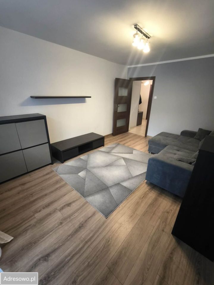 Mieszkanie 2-pokojowe Chrzanów, ul. Broniewskiego. Zdjęcie 3