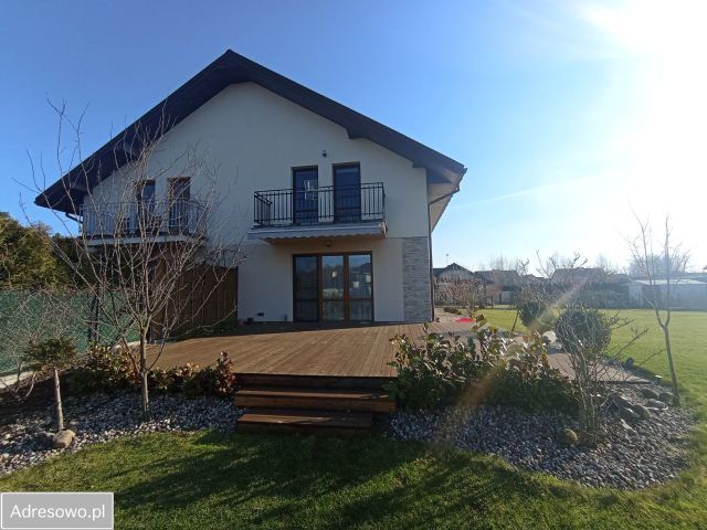 bliźniak, 4 pokoje Książenice, al. E. Marylskiego. Zdjęcie 1