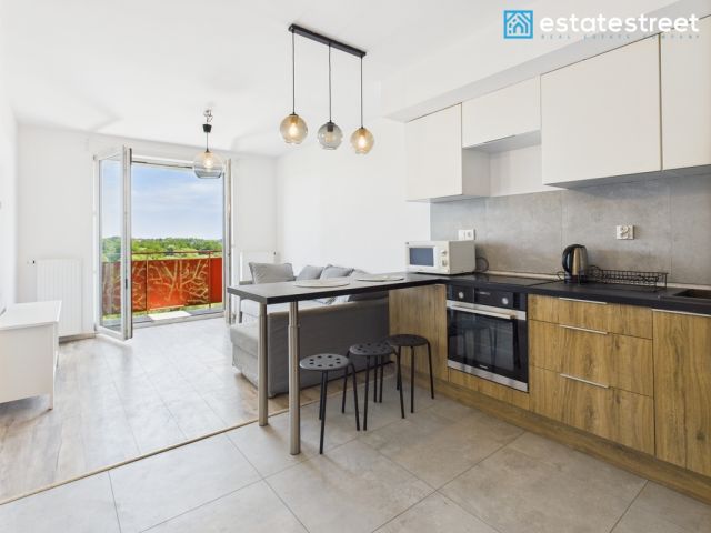 Mieszkanie 3-pokojowe Kraków Czyżyny, ul. bp. Piotra Tomickiego. Zdjęcie 3