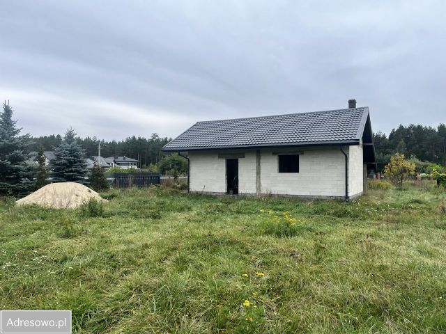 dom wolnostojący Dzbenin, ul. Malinowa. Zdjęcie 1