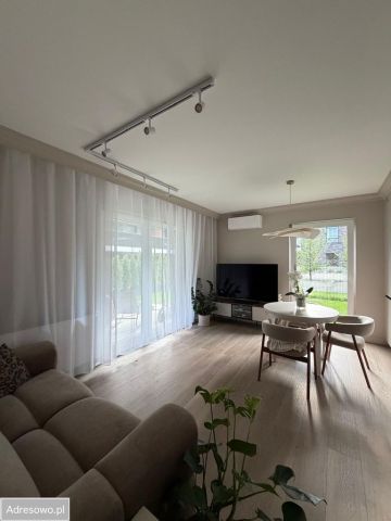 Mieszkanie 3-pokojowe Toruń Koniuchy, ul. Jana Keplera. Zdjęcie 1