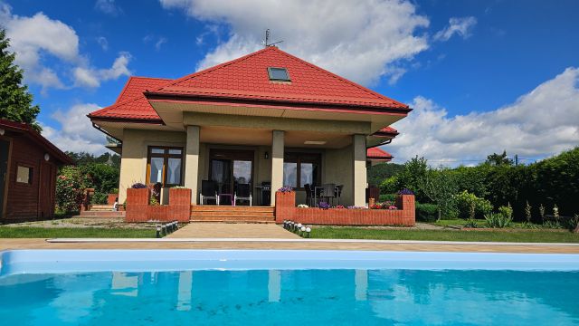 dom wolnostojący Reda Rekowo Dolne, Aleja Lipowa. Zdjęcie 1