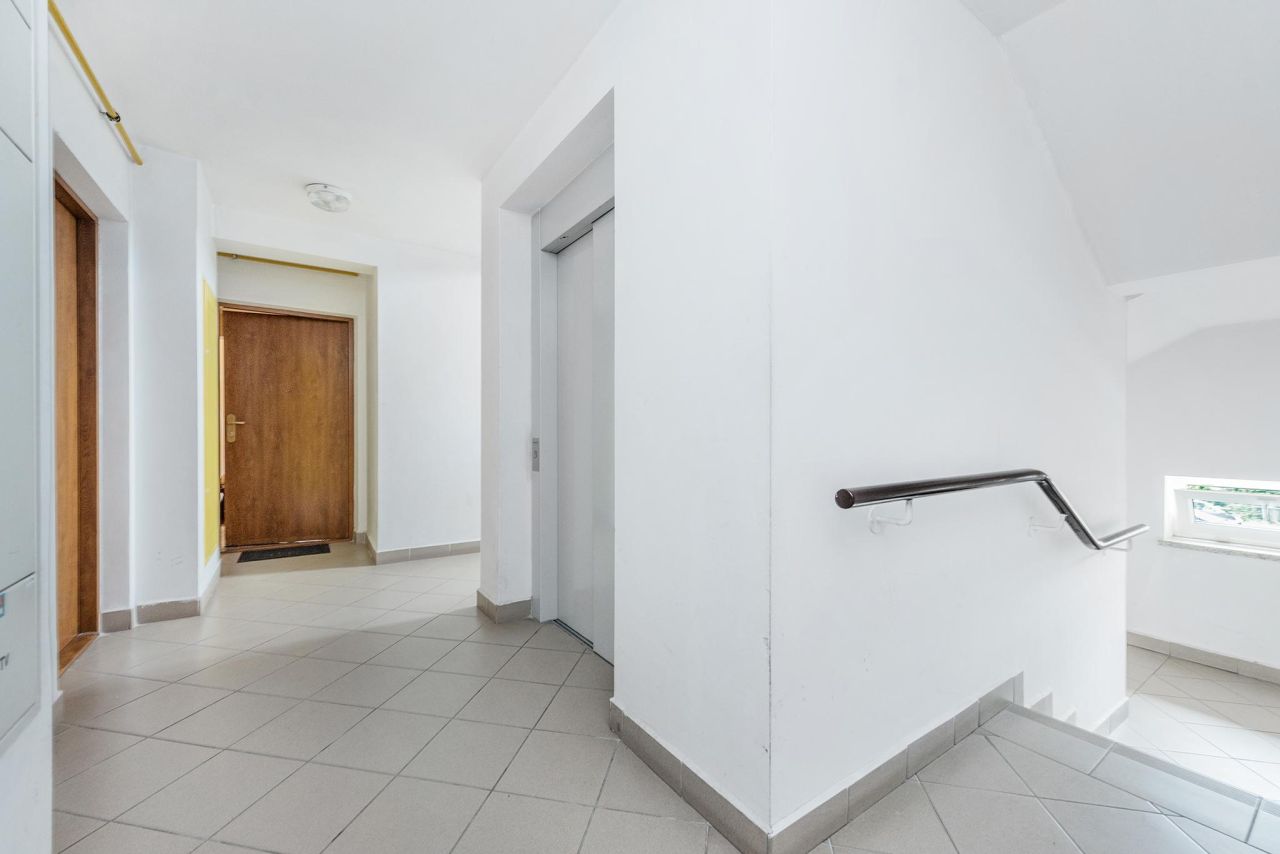 Mieszkanie 3-pokojowe Kraków Dębniki, ul. Czerwone Maki. Zdjęcie 9