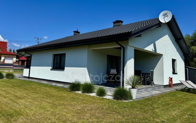 dom wolnostojący, 4 pokoje Żukczyn, ul. Gdańska. Zdjęcie 2