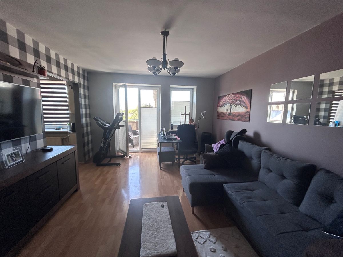 Mieszkanie 3-pokojowe Pabianice. Zdjęcie 2