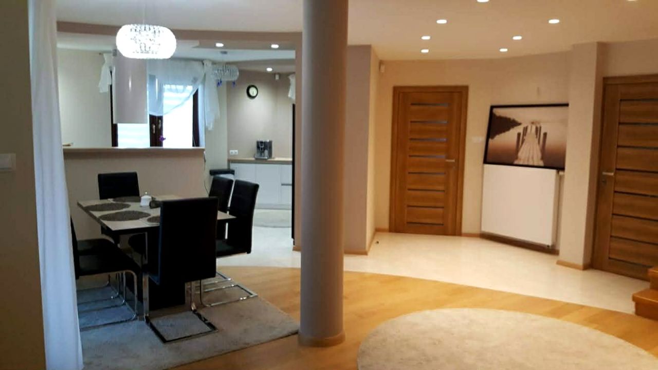 dom wolnostojący, 5 pokoi Giełczyn. Zdjęcie 2