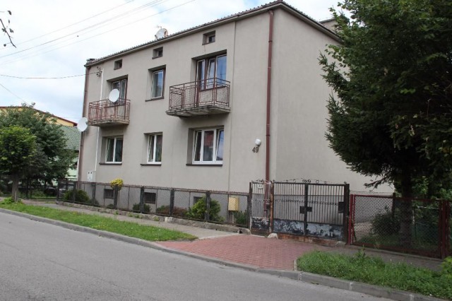 dom wolnostojący, 8 pokoi Ostrowiec Świętokrzyski Ludwików, ul. ks. Józefa Poniatowskiego. Zdjęcie 1