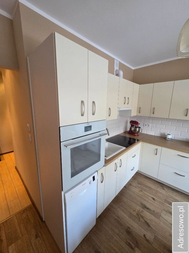 Mieszkanie 3-pokojowe Słupia Wielka. Zdjęcie 4