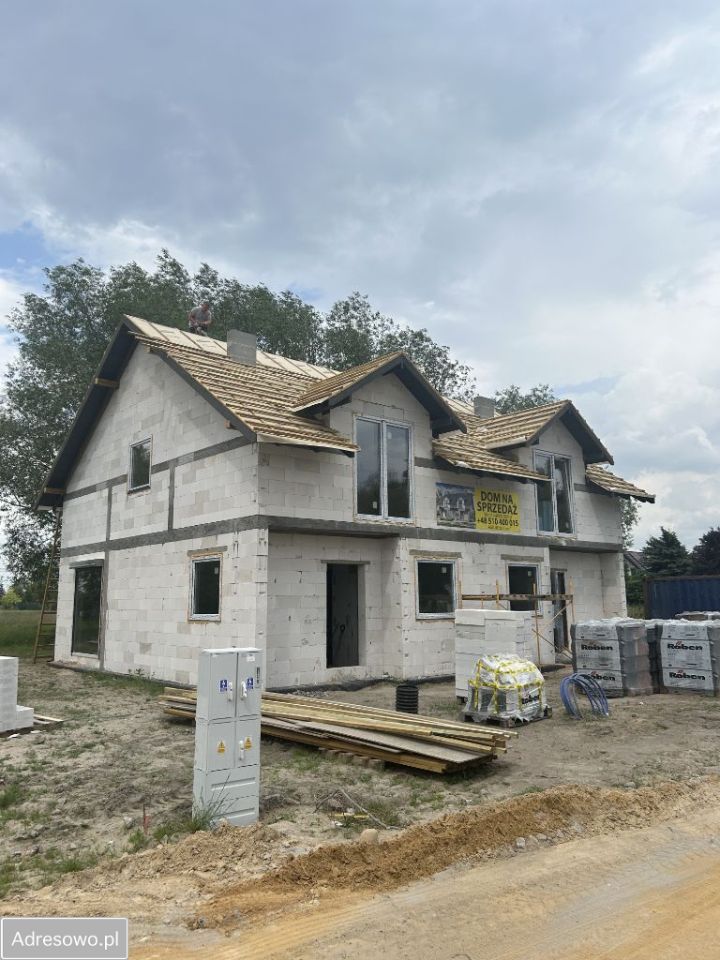 bliźniak, 4 pokoje Sierosław. Zdjęcie 7