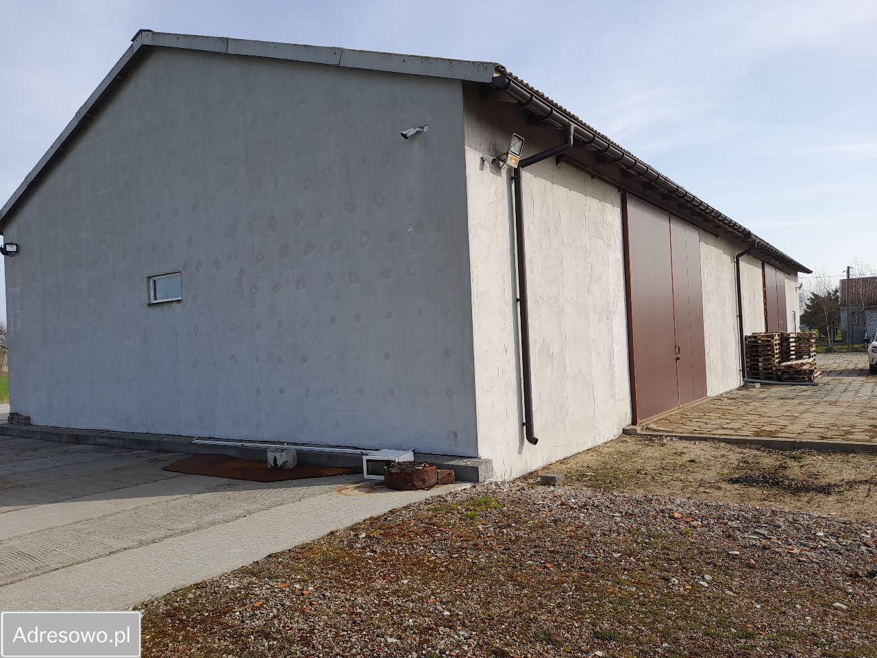 Hala/magazyn Gulbiny. Zdjęcie 9