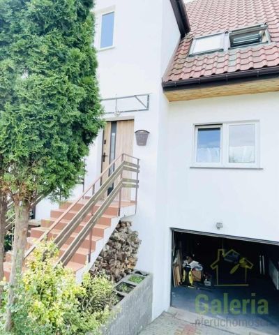 dom szeregowy, 5 pokoi Police. Zdjęcie 5