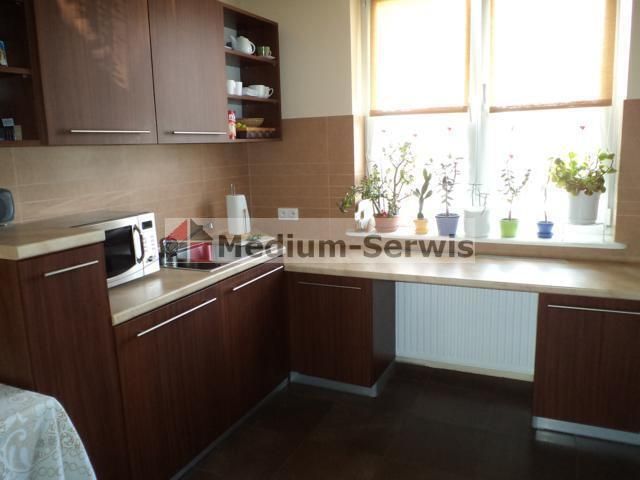 bliźniak, 4 pokoje Górno. Zdjęcie 3