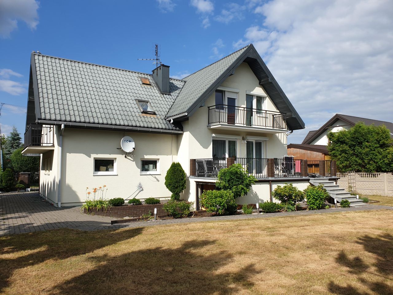 budynek wielorodzinny, 5 pokoi Bełchatów