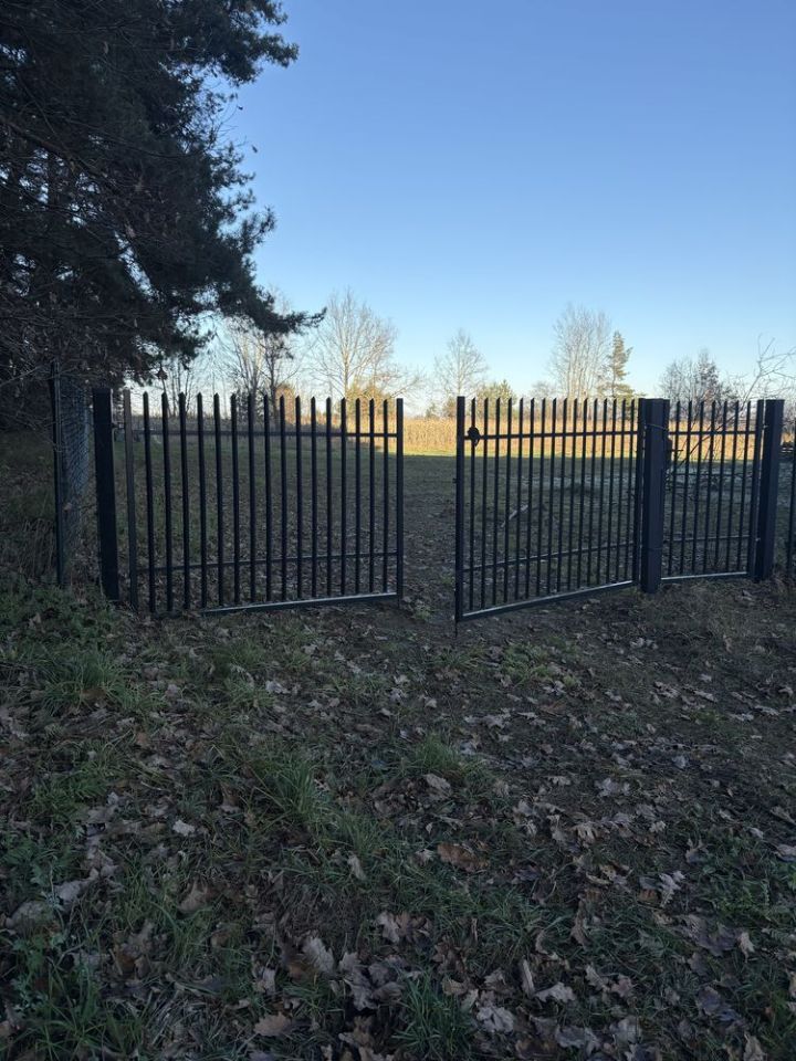 Działka budowlana Plęsy. Zdjęcie 4