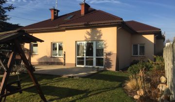 dom wolnostojący, 6 pokoi Nadarzyn, ul. Kościelna