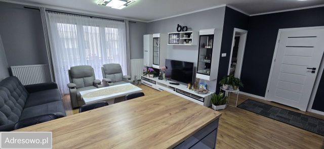 Mieszkanie 3-pokojowe Knurów, ul. Aleja Lipowa. Zdjęcie 1