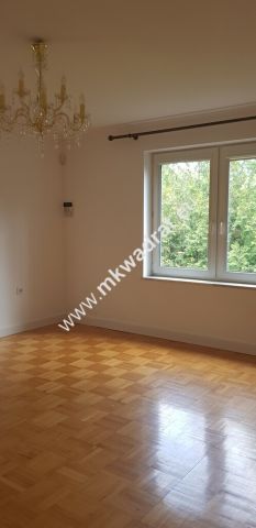 dom wolnostojący, 5 pokoi Michałowice. Zdjęcie 8