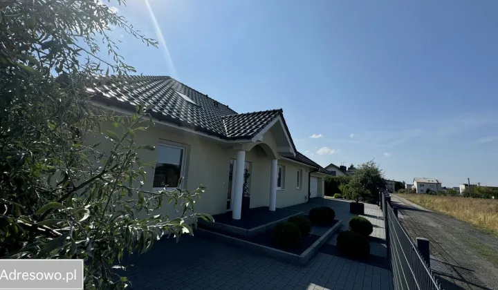 dom wolnostojący, 5 pokoi Grzędzice, ul. Lawendowa