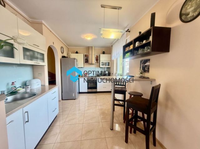 Mieszkanie 3-pokojowe Jelenia Góra, ul. Obrońców Pokoju. Zdjęcie 1