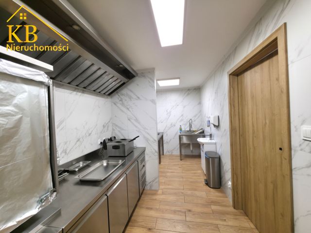 Lokal Wałbrzych Biały Kamień, ul. Melchiora Wańkowicza. Zdjęcie 1