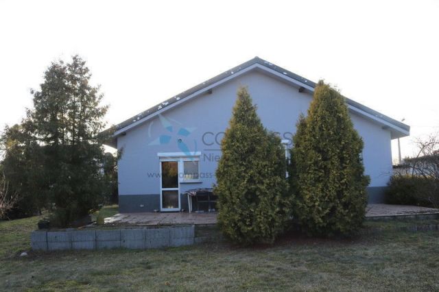 dom wolnostojący, 4 pokoje Września. Zdjęcie 14