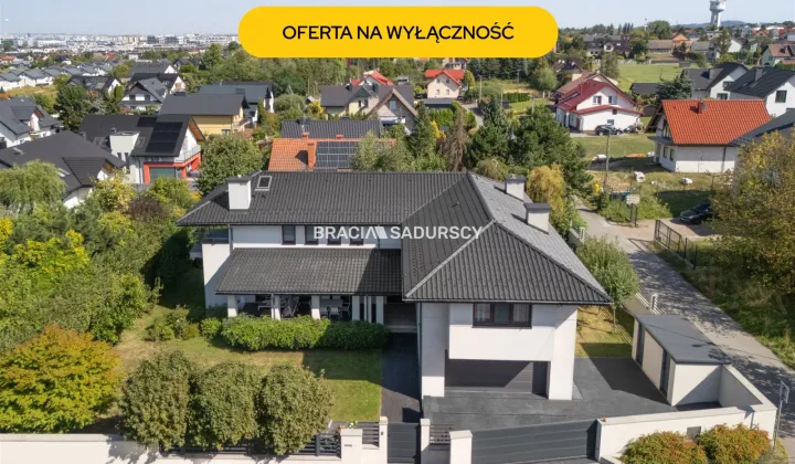 dom wolnostojący, 6 pokoi Kraków Dębniki, ul. Kozienicka