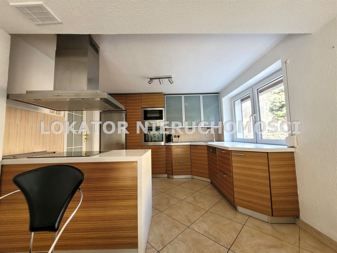 dom wolnostojący, 5 pokoi Kaczory. Zdjęcie 12