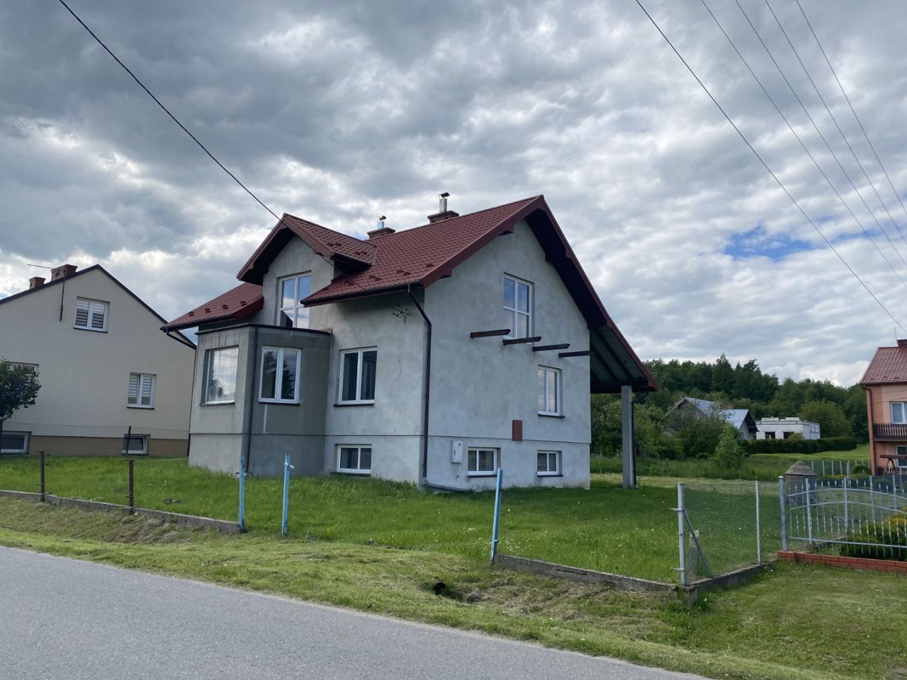 dom wolnostojący, 7 pokoi Klęczany