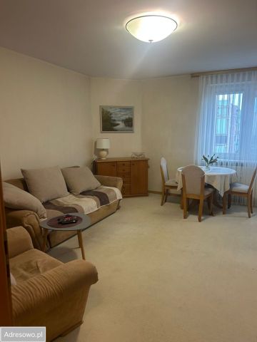 Mieszkanie 3-pokojowe Tomaszów Mazowiecki, ul. Wandy Panfil. Zdjęcie 1