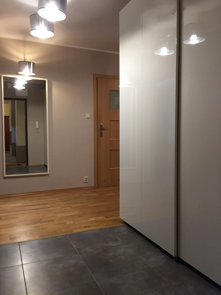 Mieszkanie 3-pokojowe Kraków Branice, ul. Józefa Chełmońskiego. Zdjęcie 2