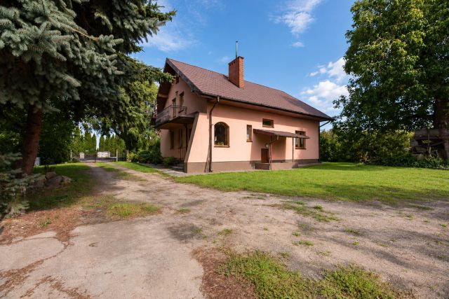 dom wolnostojący, 5 pokoi Paprocin. Zdjęcie 3