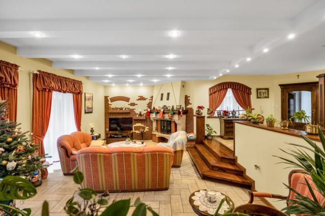 Lokal Piastów, ul. Orła Białego. Zdjęcie 6