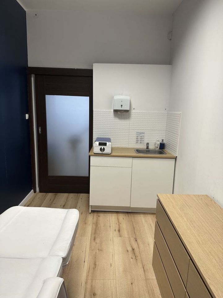 Lokal Gdynia Śródmieście, ul. Antoniego Abrahama. Zdjęcie 2