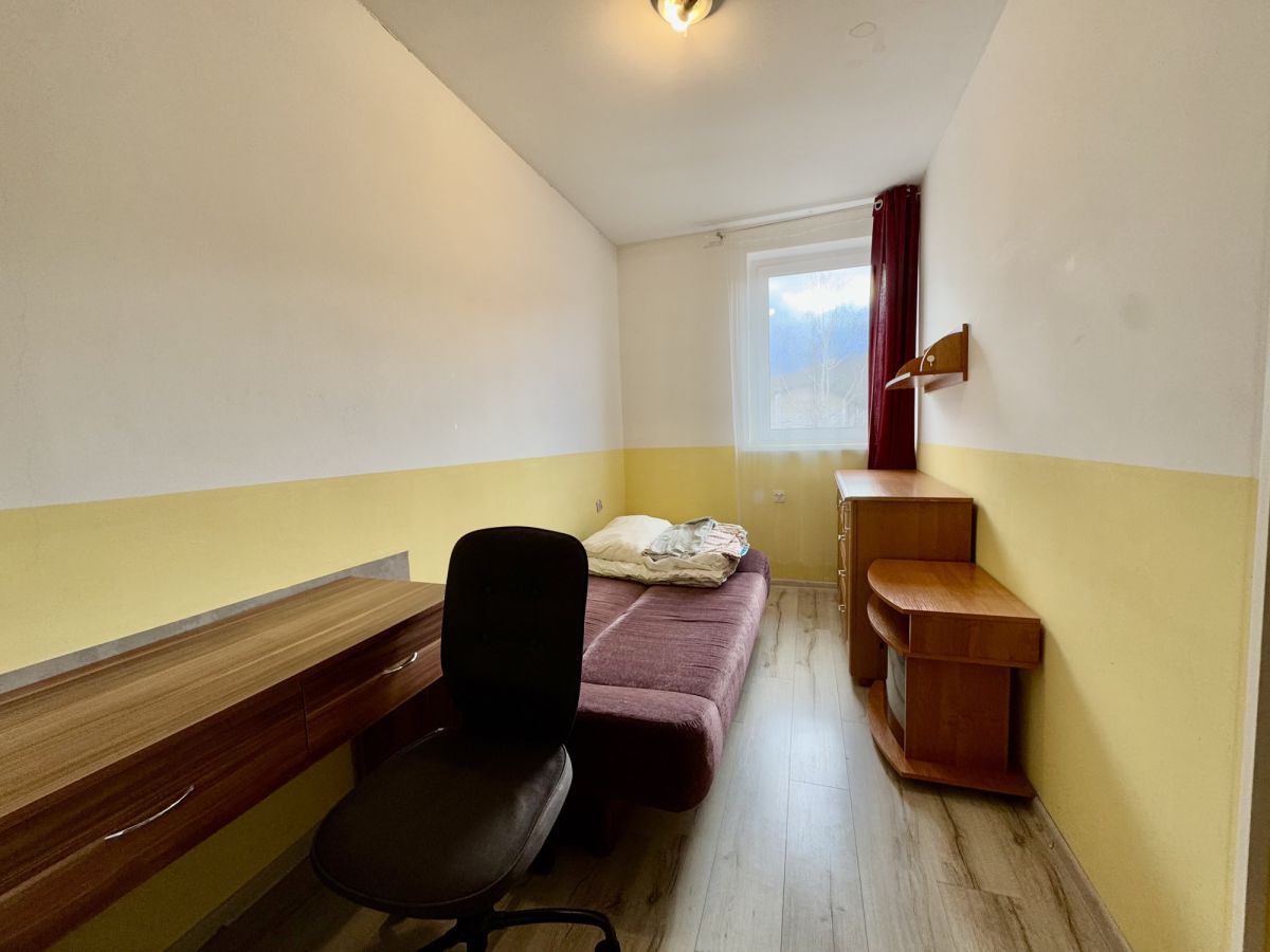 dom szeregowy, 10 pokoi Jelenia Góra Czarne. Zdjęcie 12