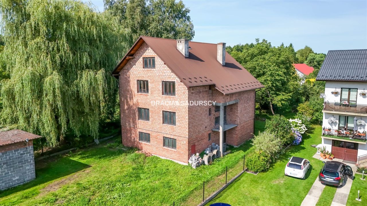 dom wolnostojący, 8 pokoi Libertów, ul. św. Floriana. Zdjęcie 20