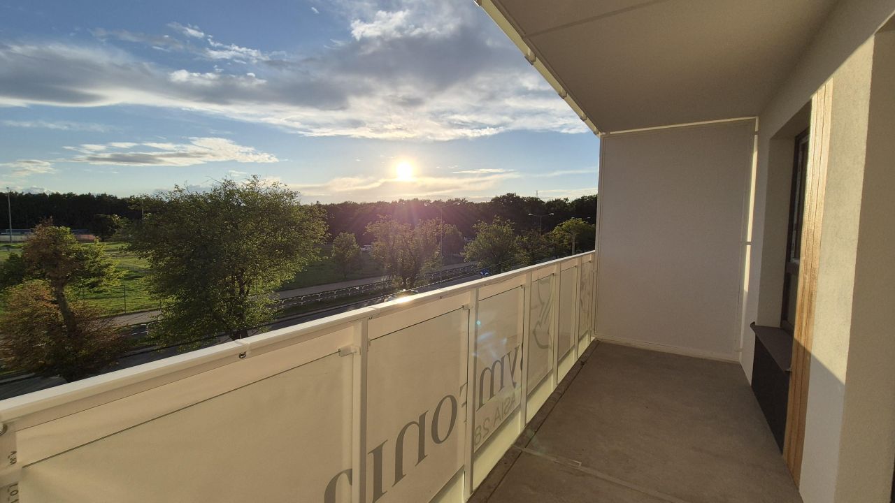 Mieszkanie 2-pokojowe Poznań Grunwald, ul. Ptasia. Zdjęcie 2