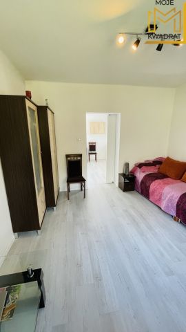 dom wolnostojący, 2 pokoje Bełchatów. Zdjęcie 9