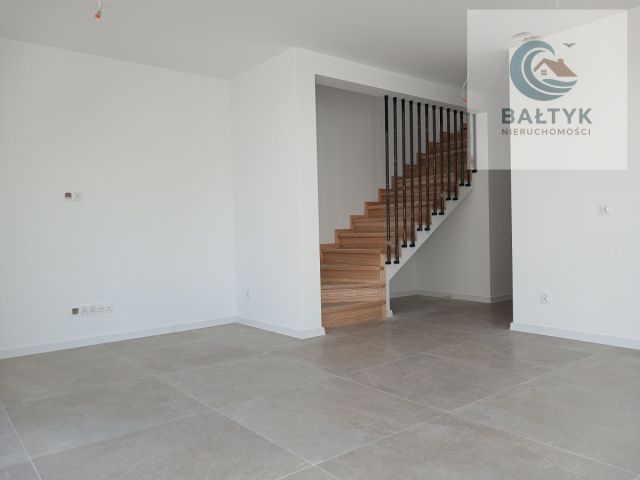 dom wolnostojący, 5 pokoi Gowino. Zdjęcie 4