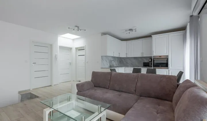 Mieszkanie 5-pokojowe Bielany Wrocławskie, ul. Błękitna