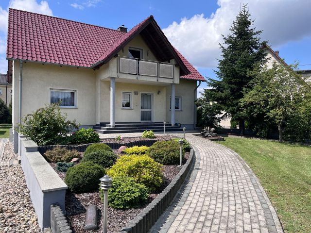 dom wolnostojący Górażdże. Zdjęcie 1